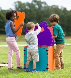 HearthSong 32-Panel Colorblock Fantasy Forts Indoor And Outdoor Building Kit -Kids Toys Store GUEST d6ae91af ded4 41c2 8d37 2154fb562c96